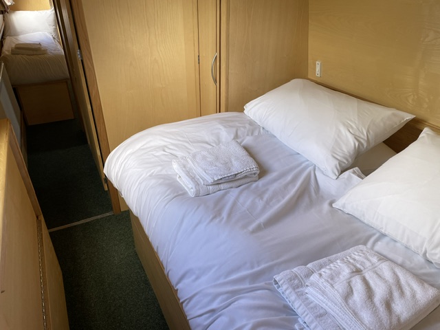  King size cross bed 